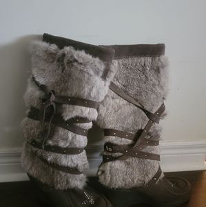 Muk Luk Wedge Moccasins